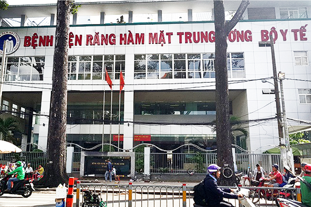Top 10+ địa chỉ nha khoa làm trắng răng uy tín tại Hà Nội