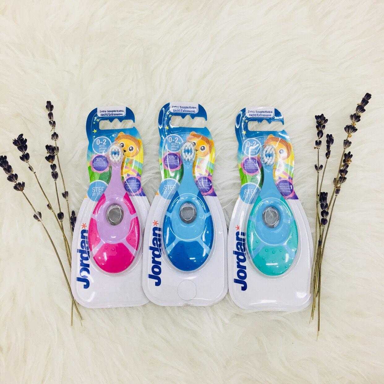 Top 15 bàn chải đánh răng cho bé bạn có thể tham khảo