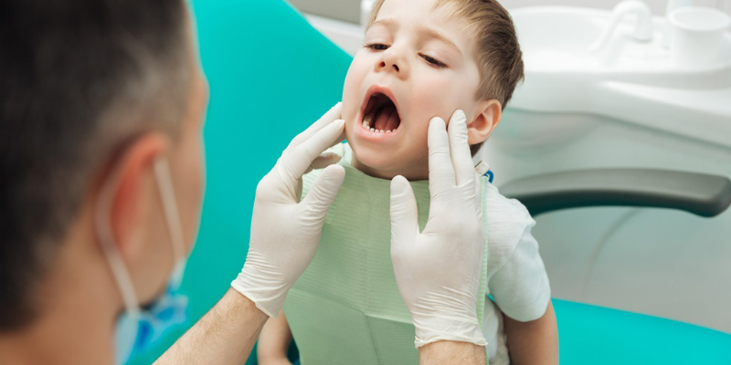 Dịch vụ khám răng trẻ em