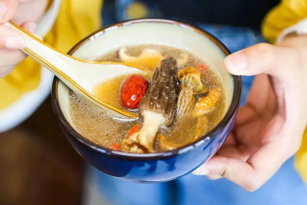 Súp và nước hầm