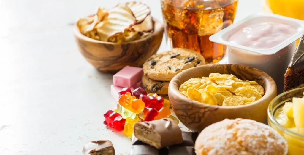 Tránh thực phẩm và đồ uống có tính axit