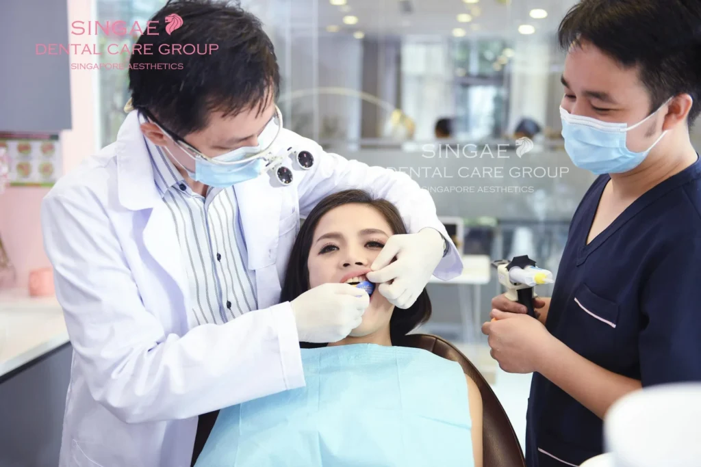 Cắt lợi trùm an toàn và chuyên nghiệp tại Nha khoa Singae