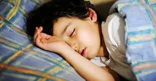 Trẻ nghiến răng khi ngủ: Nguyên nhân, cách điều trị tận gốc 8 Nguyên nhân khiến trẻ nghiến răng khi ngủ