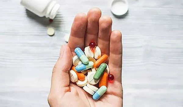 Cách dùng thuốc kháng sinh đúng cách để trị viêm răng hiệu quả